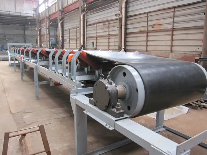 TD75型胶带输送机